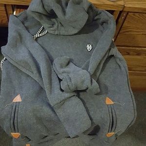 Gray asymmetrical hoodie