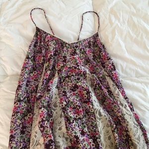 American Eagle Flowy Top