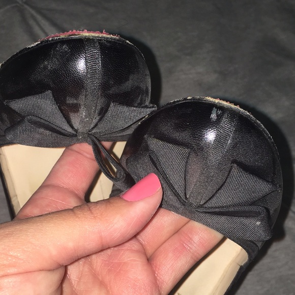 Christian Louboutin Black Lavalliere Bow Pumps - Picture 3 of 4