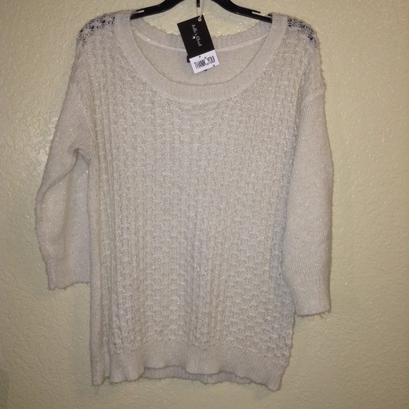 L Short Sleeve Sweater Top - Picture 1 of 3