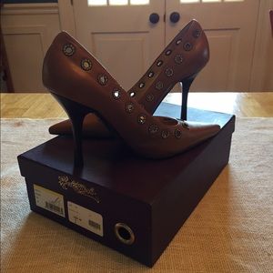 Hale Bob brown heels