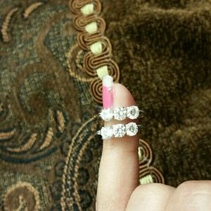 14kt White Gold Earrings