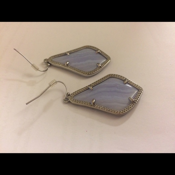 SOLD Kendra Scott Alexandra Earrings - Picture 3 of 3