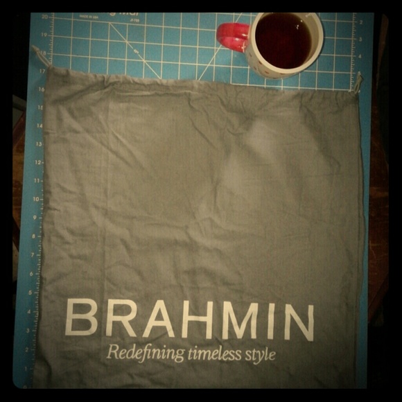 Medium BRAHMIN Dust Bag