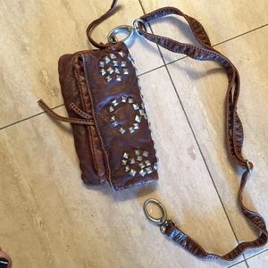 Fanny pack/waist bag in brown w/metal accent