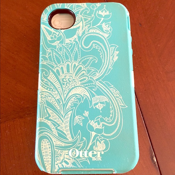 Otter box for Apple iPhone 4s