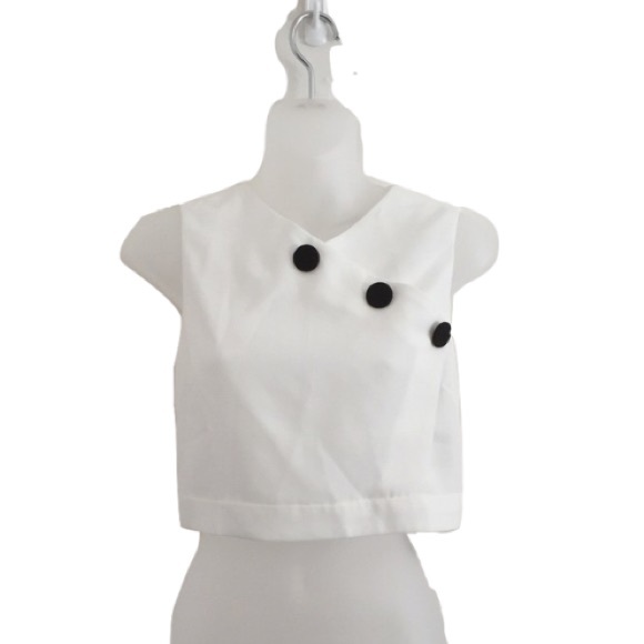 ASOS Tops - ASOS Sz 4 Cropped Faux Button Sleeveless Top NWT