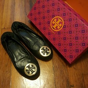 Tory burch flat