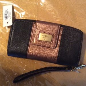 NWT fossil wallet/wristlet