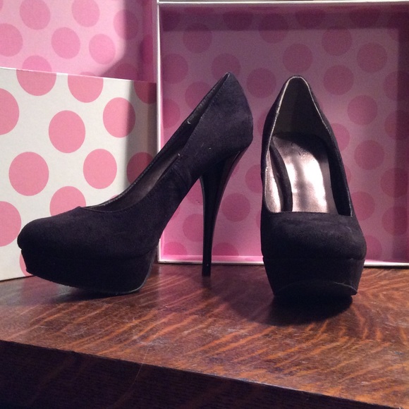 Candies black heel