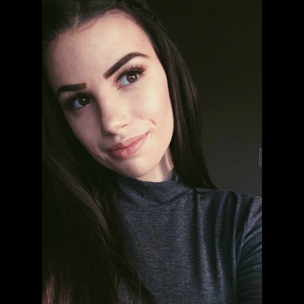 Meet your Posher, Savannah