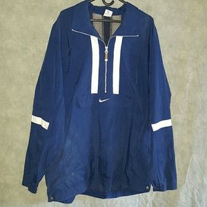 Nike men's pull over wind breaker