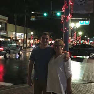 Meet your Posher, Leo