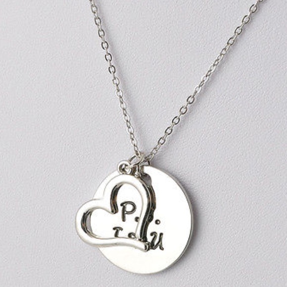 ❌SOLD❌ Heart Design p.s. I loveyou ChainNecklace - Picture 2 of 2