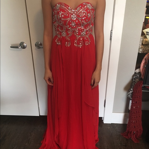 Red strapless beaded prom dress size 0! NEVER WORN