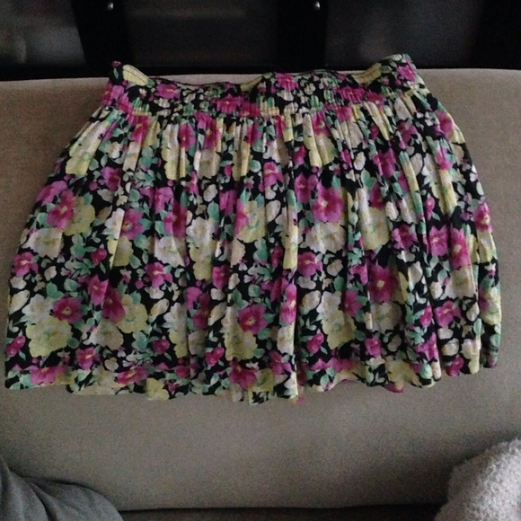 Forever 21 floral skirt