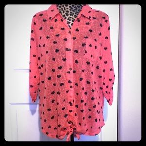 Heart detail high-low top