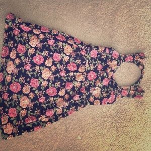 Floral dress 👗🌹