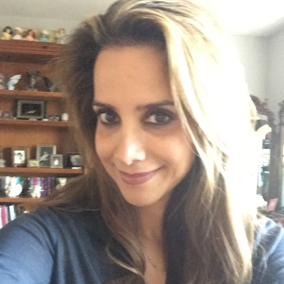 Meet your Posher, Angelica