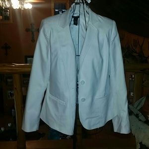 White blazer size 14