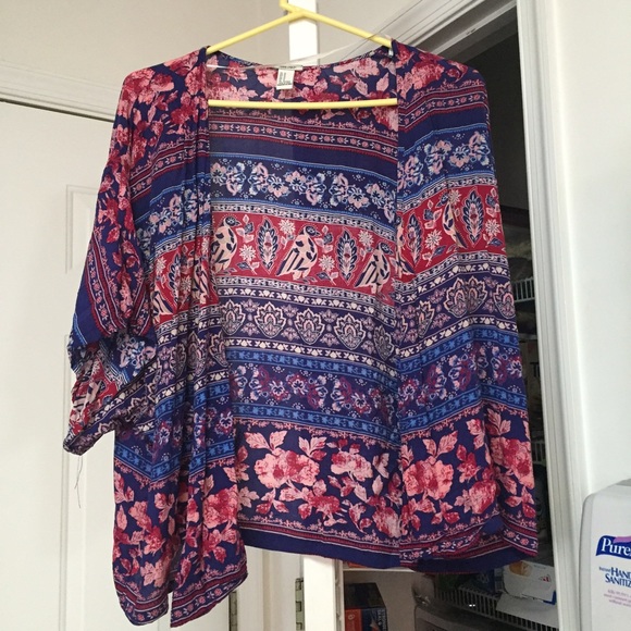 Kimono - Picture 1 of 1