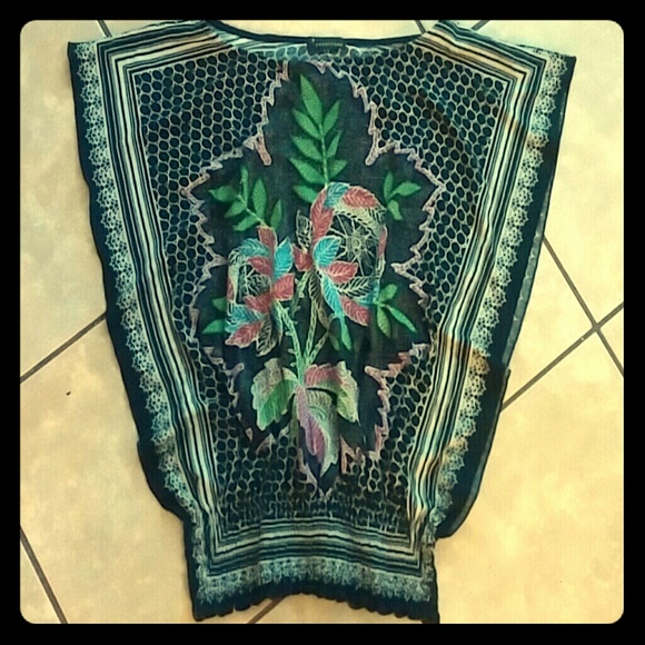 Flower printed poncho shirt