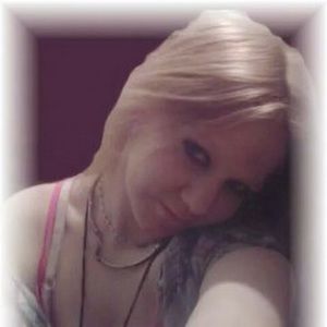 Meet your Posher, Cassandra