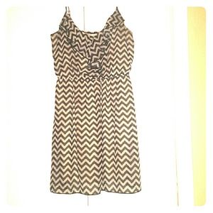 SIZE L BLACK CHEVRON STRIPE DRESS