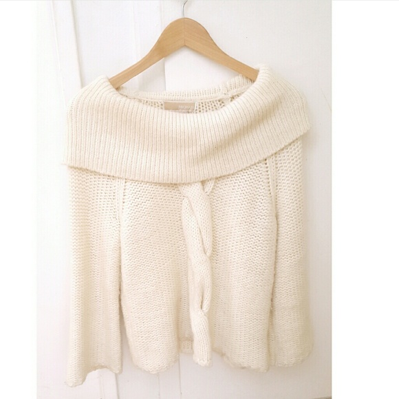 **SOLD** MICHEAL KORS Sweater