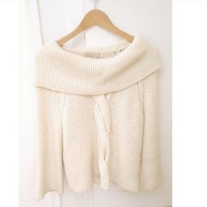**SOLD** MICHEAL KORS Sweater