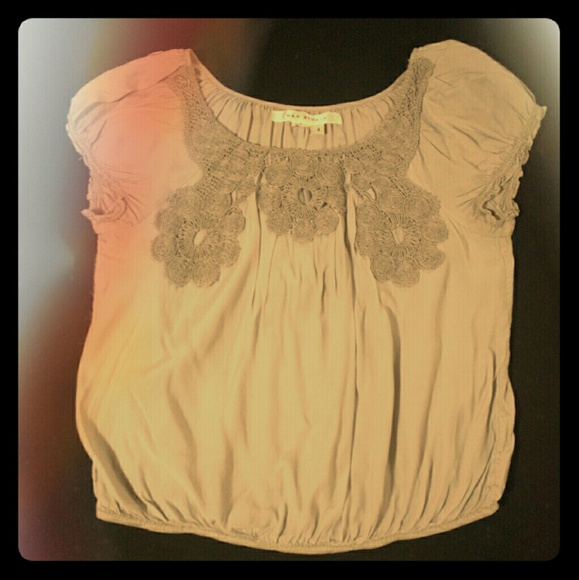 Grey, soft flowy top - Picture 1 of 2