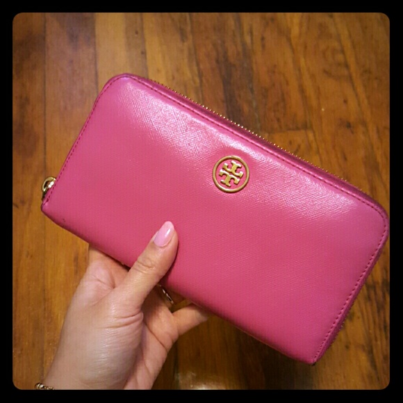 Authentic Tory Burch wallet