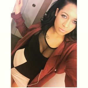 Meet your Posher, Felecia