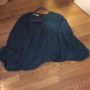 Sweater-poncho