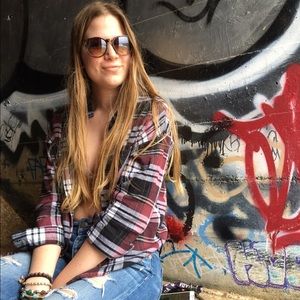 Meet your Posher, Renee