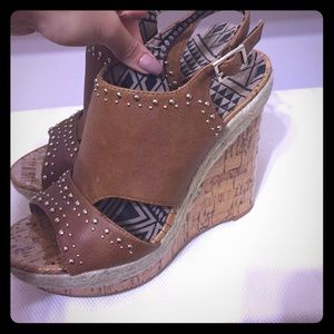 Jessica Simpson wedges