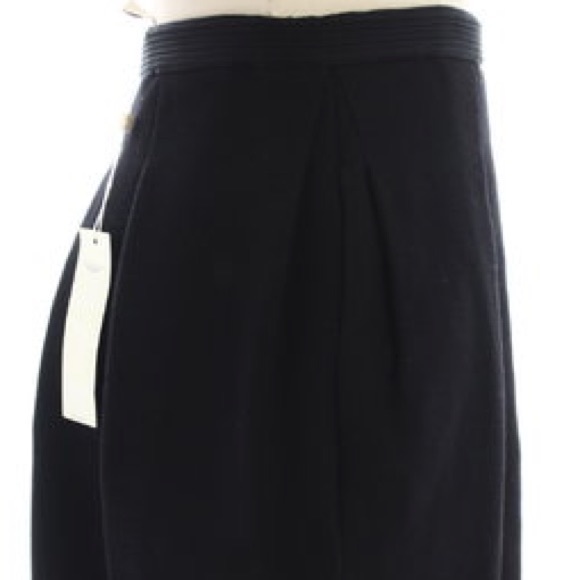 NWT BCBGMAXAZRIA RUNWAY Black Mini Skirt - Picture 1 of 4