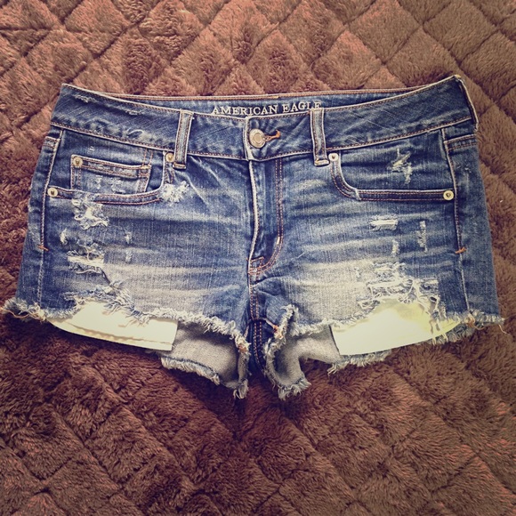American eagle shorts size 8