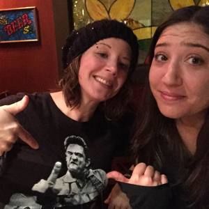 Meet your Posher, Megan