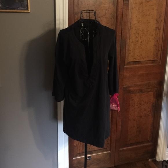 Black tunic - Picture 1 of 2