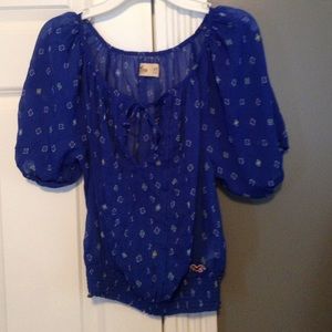 Hollister top