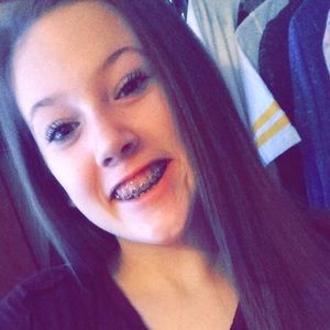 Meet your Posher, Olivia