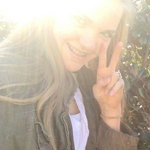 Meet your Posher, Rithika