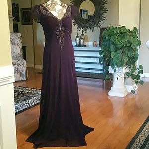 David & Johnny's formal gown