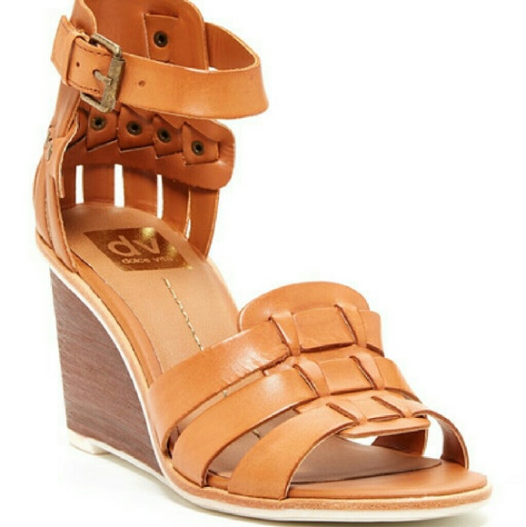 DV by Dolce Vita shoes size 7.5