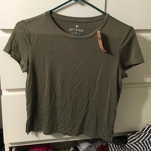 American Eagle crop top