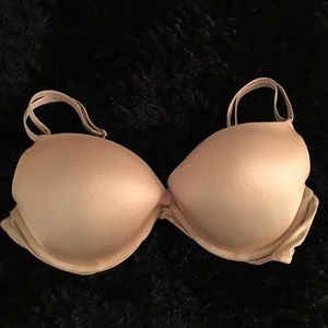 Victoria's Secret bra nude