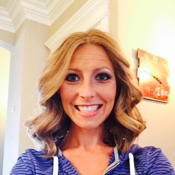 Meet your Posher, J! - Picture 3 of 3