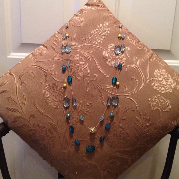 Necklace oversized