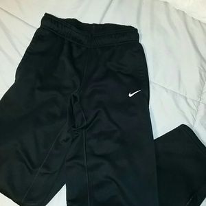 Womens Nike sweatpants.